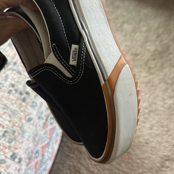 Lightly Used Vans Slip-On Stacked Black White & Gum Platform Shoes - Picture 4 of 6